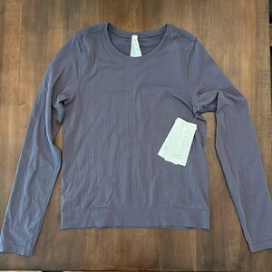 Athleta long sleeve top